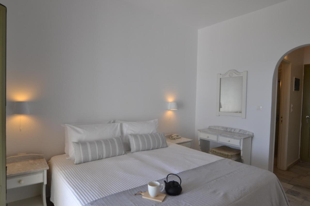 Artemis Hotel Antiparos Town Екстериор снимка