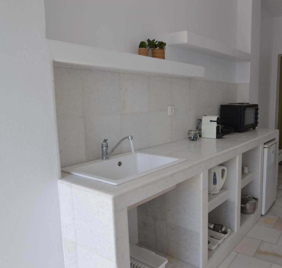 Artemis Hotel Antiparos Town Екстериор снимка
