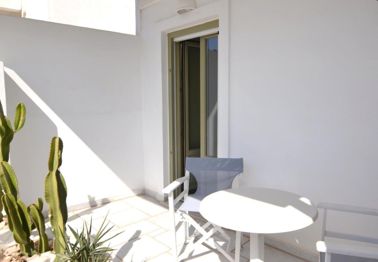 Artemis Hotel Antiparos Town Екстериор снимка