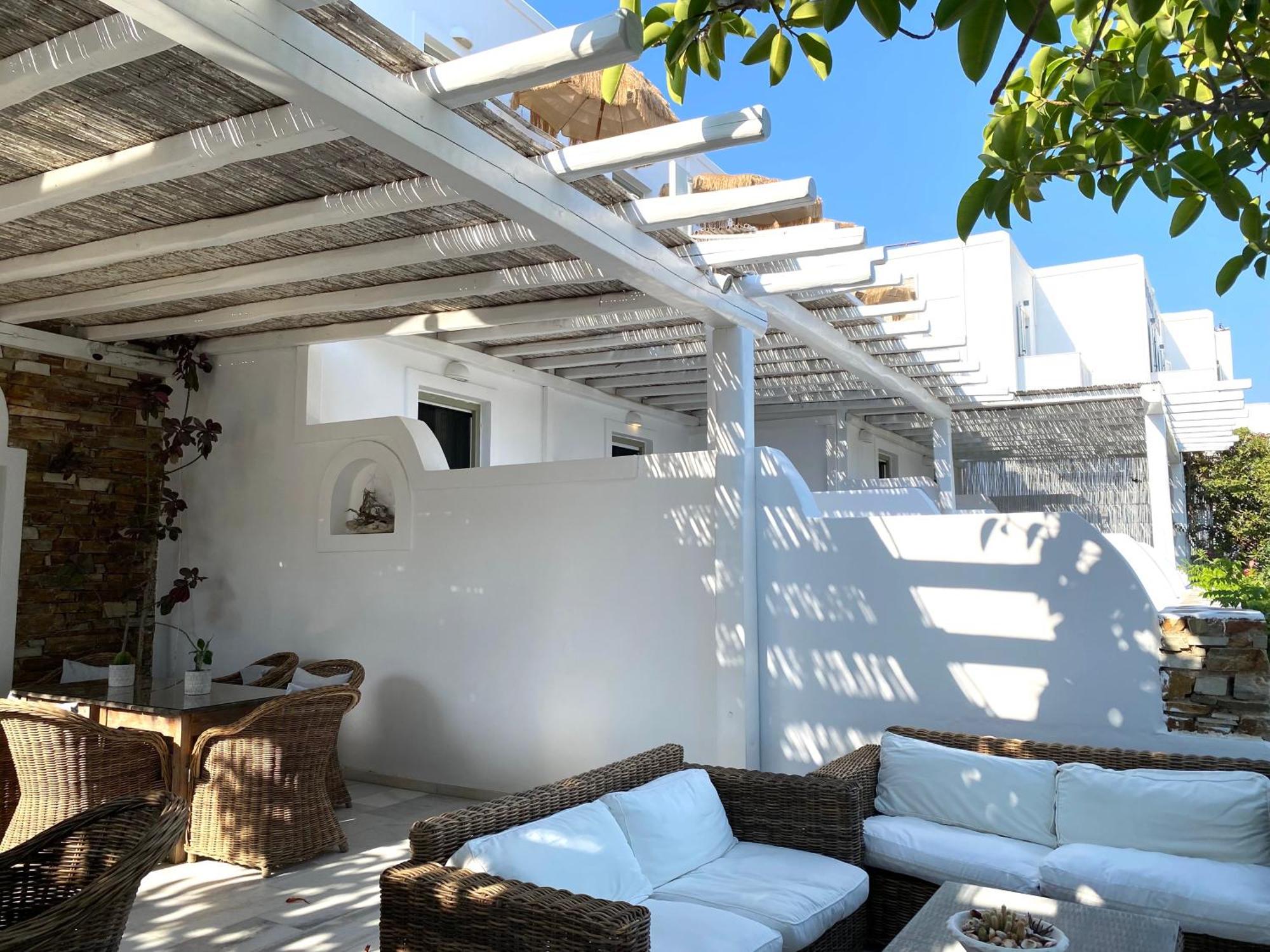 Artemis Hotel Antiparos Town Екстериор снимка