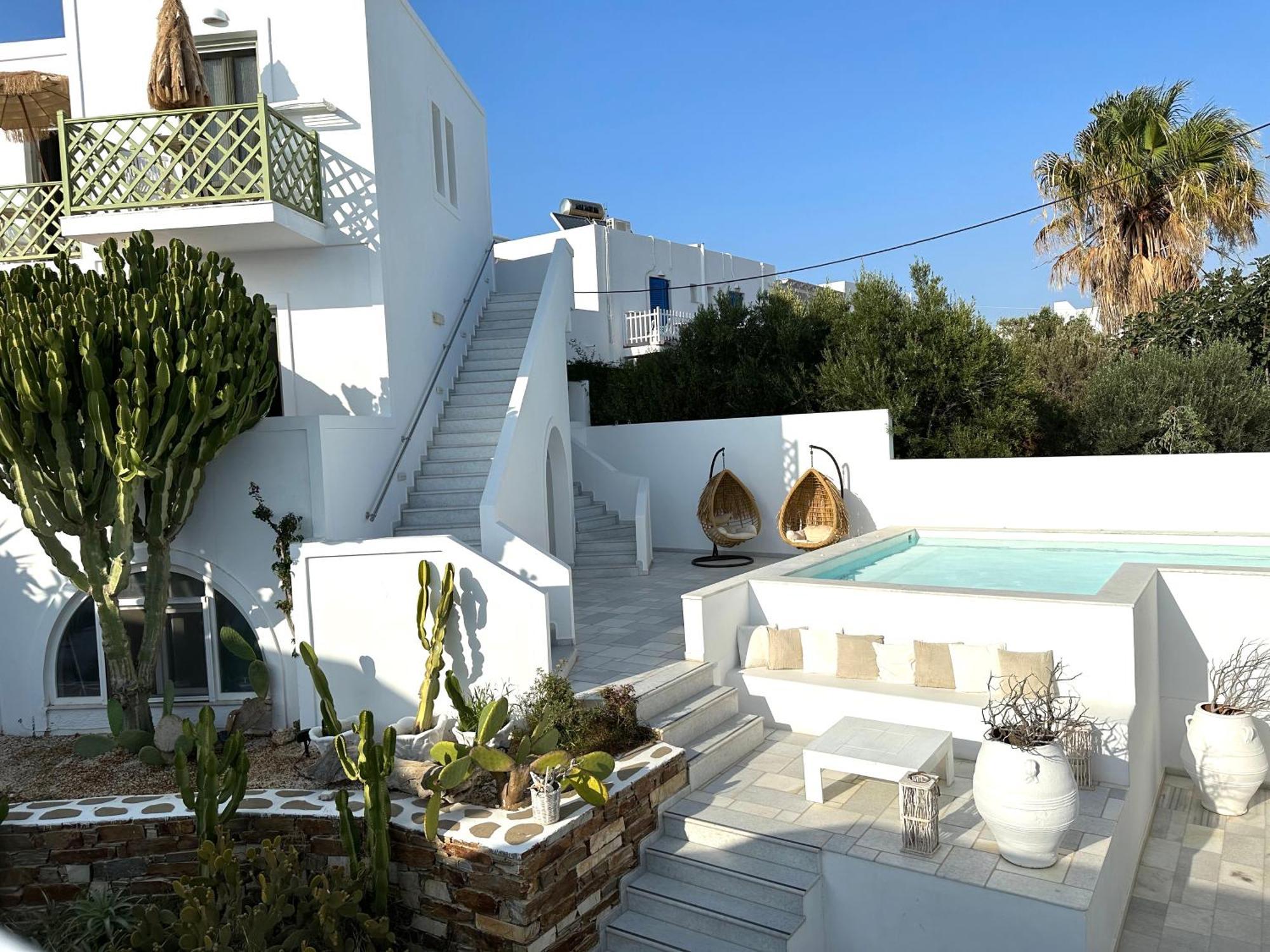 Artemis Hotel Antiparos Town Екстериор снимка
