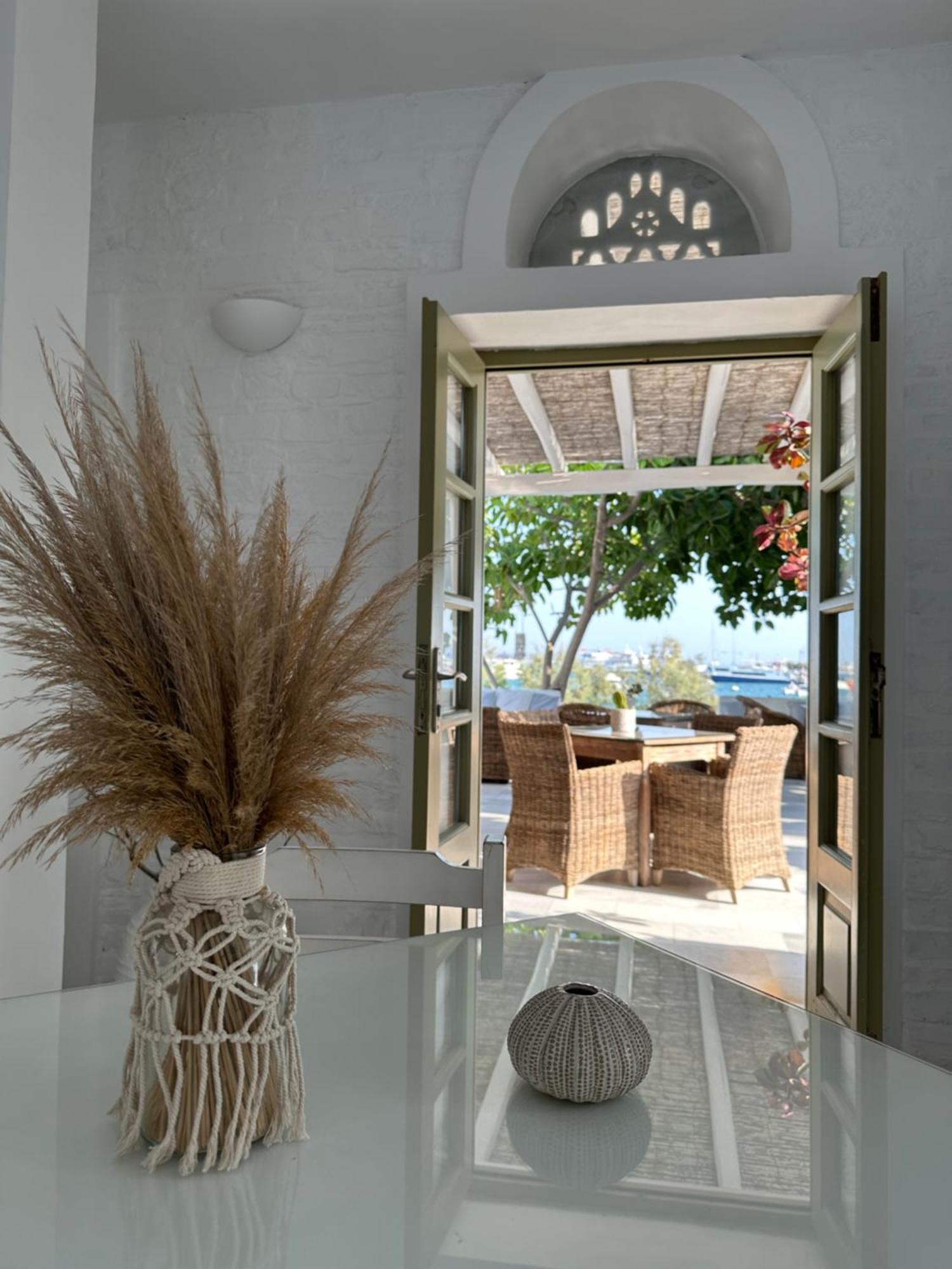 Artemis Hotel Antiparos Town Екстериор снимка