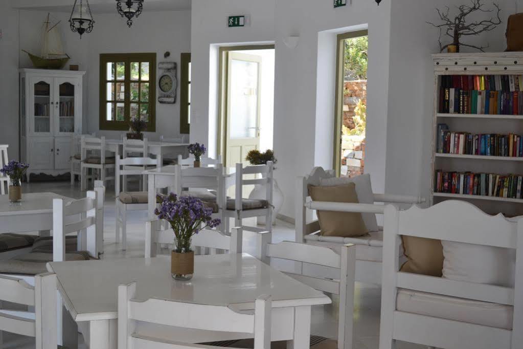 Artemis Hotel Antiparos Town Екстериор снимка